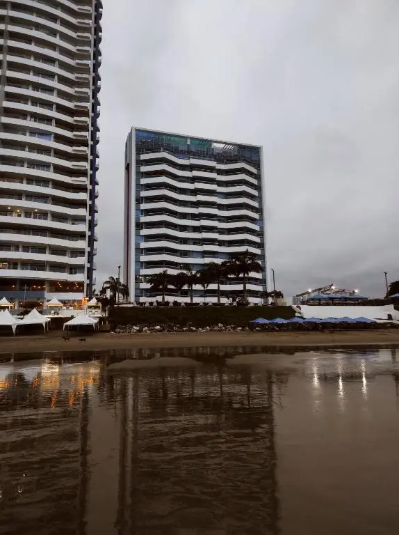 Playa Azul desde la arena
